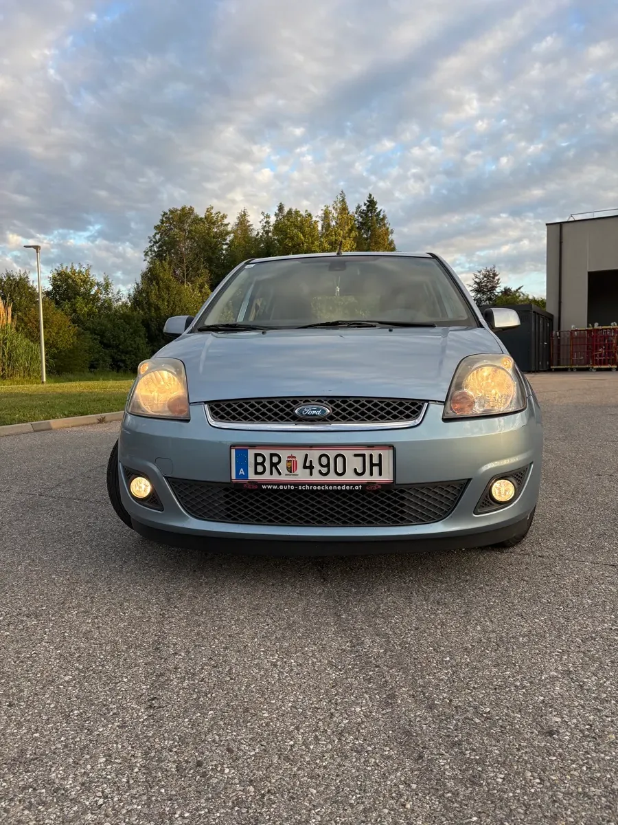 Ford Fiesta 2007 photo 3