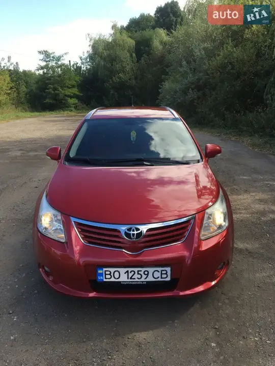 Toyota Avensis 2010 photo 5
