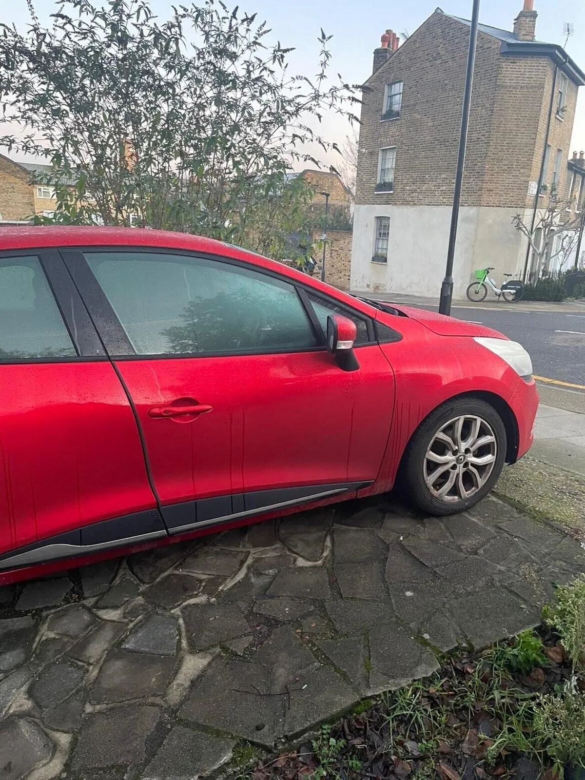 Renault Clio 2016 photo 2