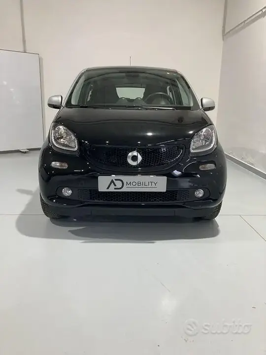 Smart Forfour 2018 photo 2