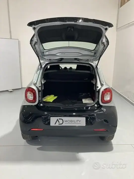 Smart Forfour 2018 photo 5