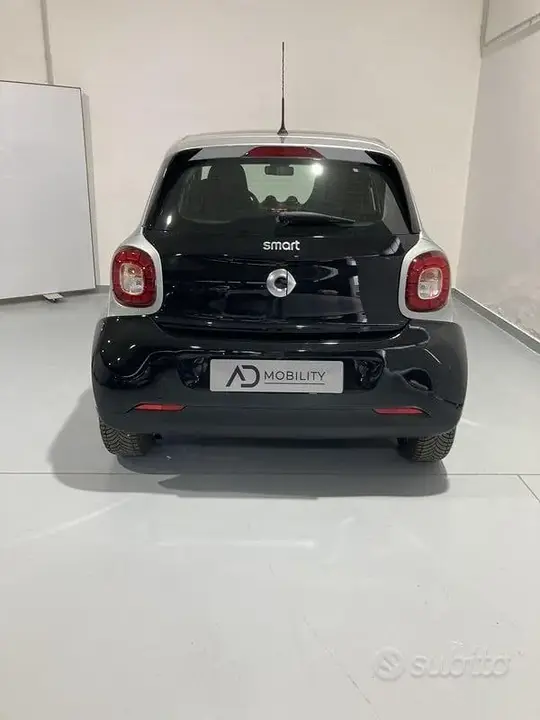 Smart Forfour 2018 photo 4