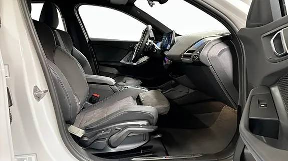 BMW 120 2026 photo 3