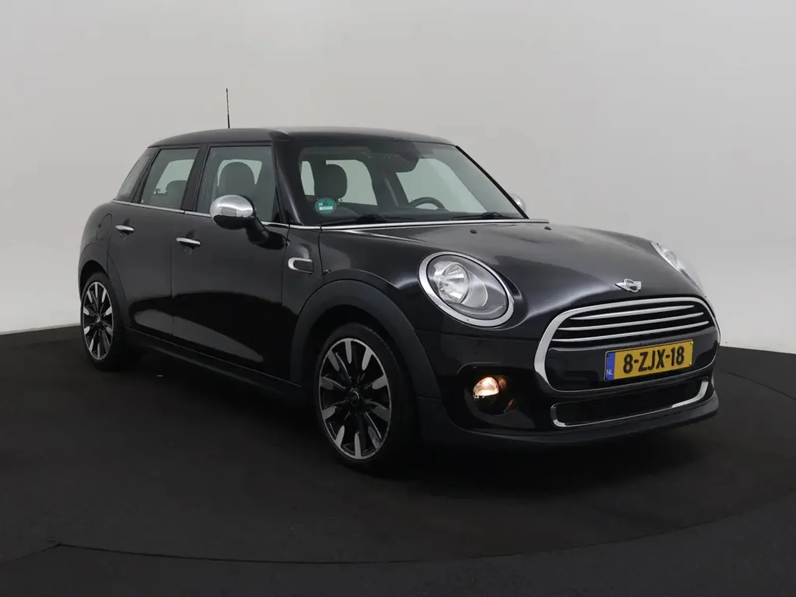 Mini 5 Doors Cooper