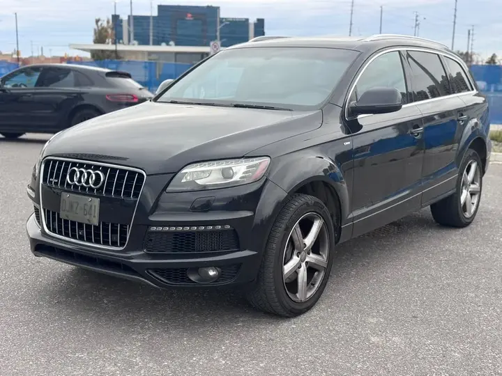 Audi Q7 2013 photo 2