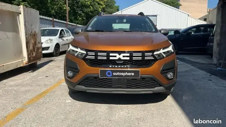 Dacia Sandero 2023 photo 2