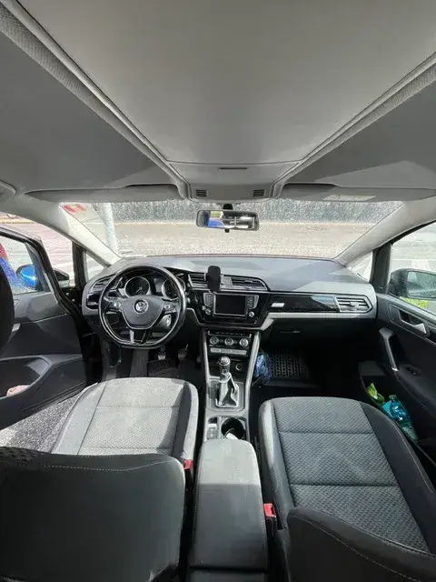 Volkswagen Touran 2016 photo 3
