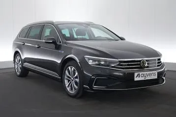 Volkswagen Passat 2022 photo 3