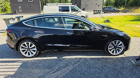 Tesla Model 3 2019 photo 3