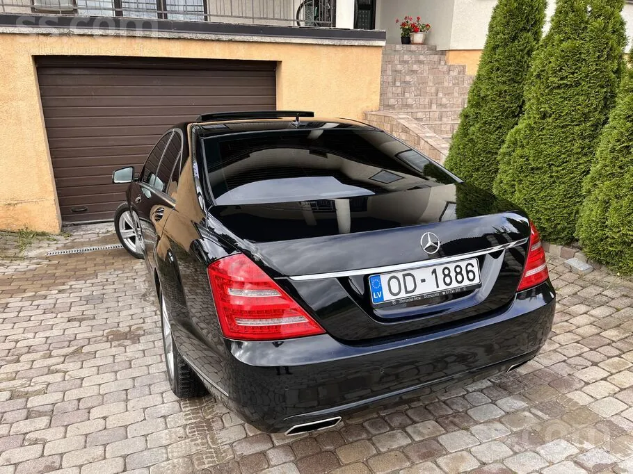 Mercedes-Benz S350 2010 photo 4