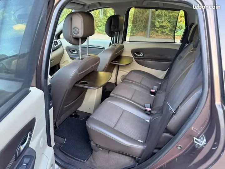 Renault Scenic 2009 photo 3