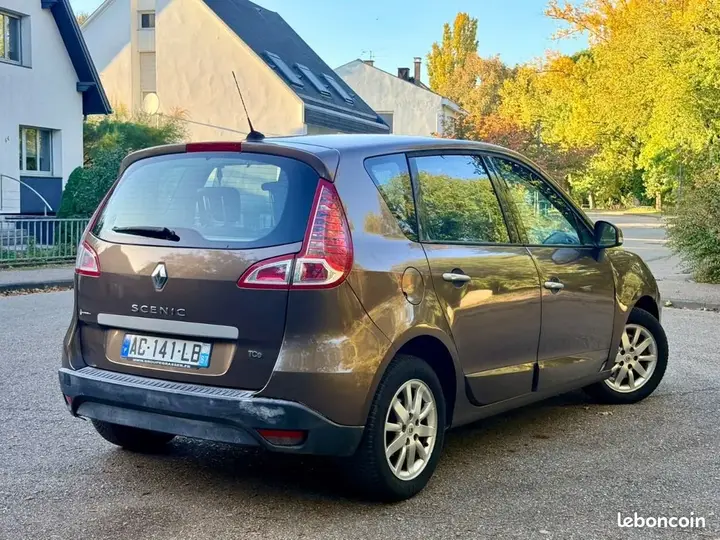 Renault Scenic 2009 photo 5