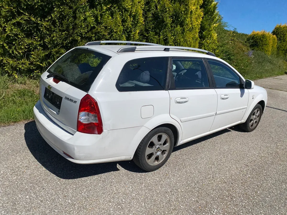 Chevrolet Nubira 2010 photo 3