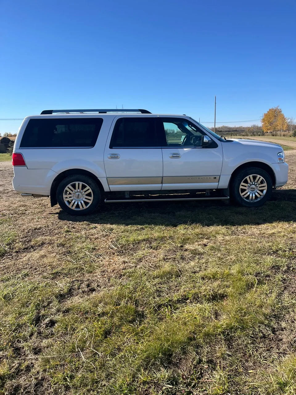 Lincoln Navigator 2012 photo 2