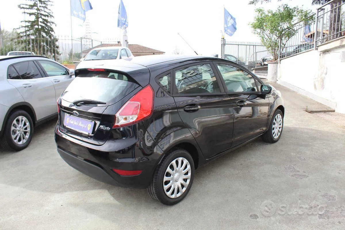 Ford Fiesta 2014 photo 4