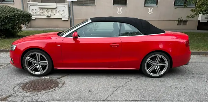 Audi A5 2011 photo 3