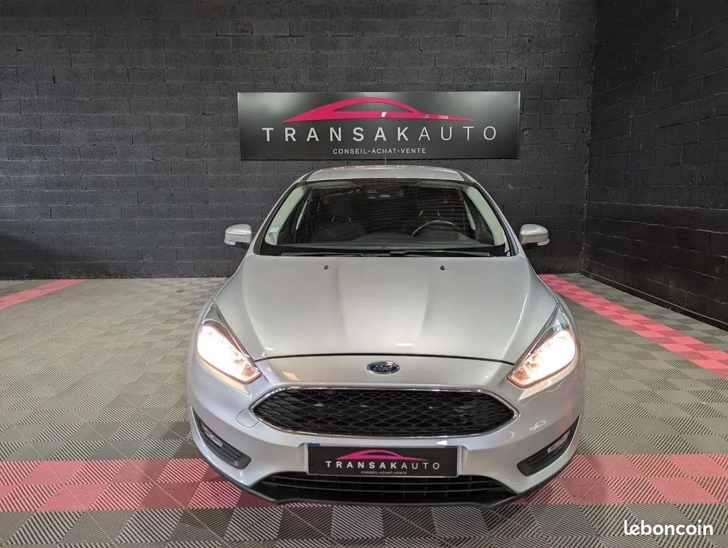 Ford Focus 2018 photo 2