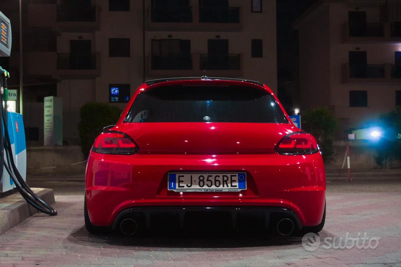 Volkswagen Scirocco 2011 photo 2