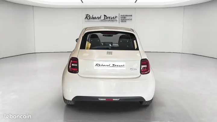 Fiat 500 2023 photo 4
