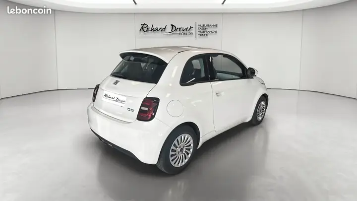 Fiat 500 2023 photo 5