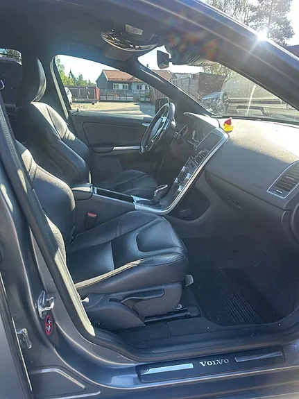 Volvo Xc60 2017 photo 5
