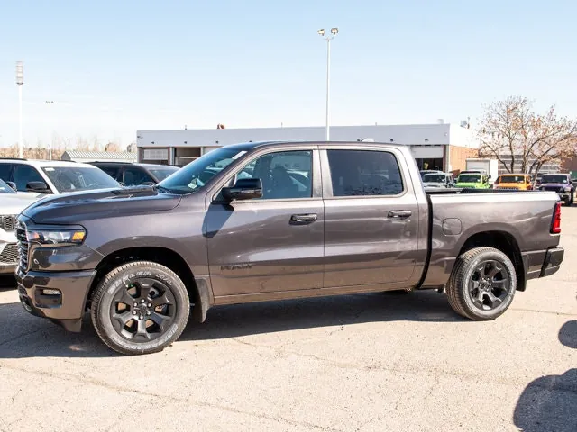 Ram 1500 Sport Crew Cab 2026 photo 2