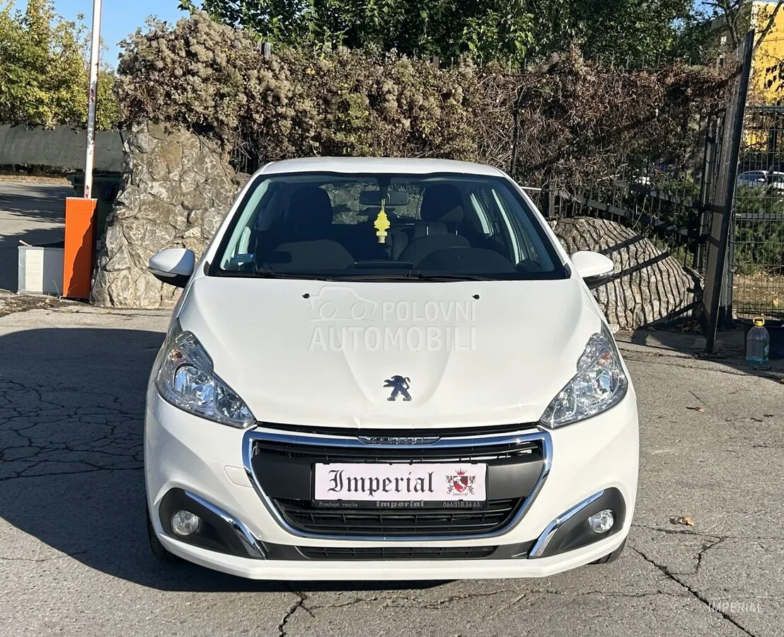Peugeot 208 2016 photo 2