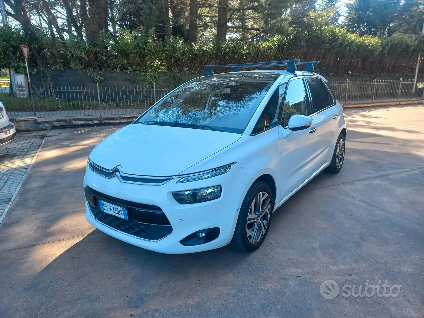 Citroen C4 Picasso 2015 photo 3