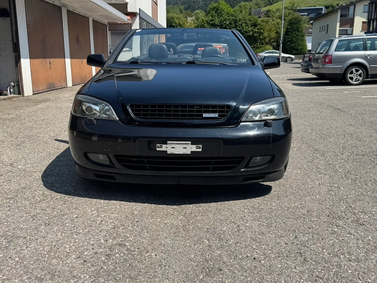 Opel Astra 2004 photo 2