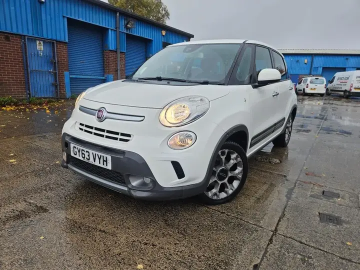 Fiat 500L 2013 photo 3