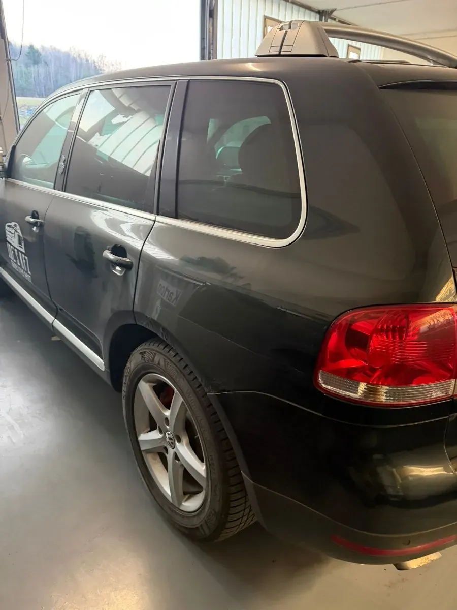Volkswagen Touareg 2005 photo 2