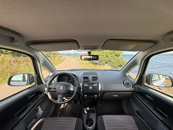 Suzuki Sx4 2011 photo 4