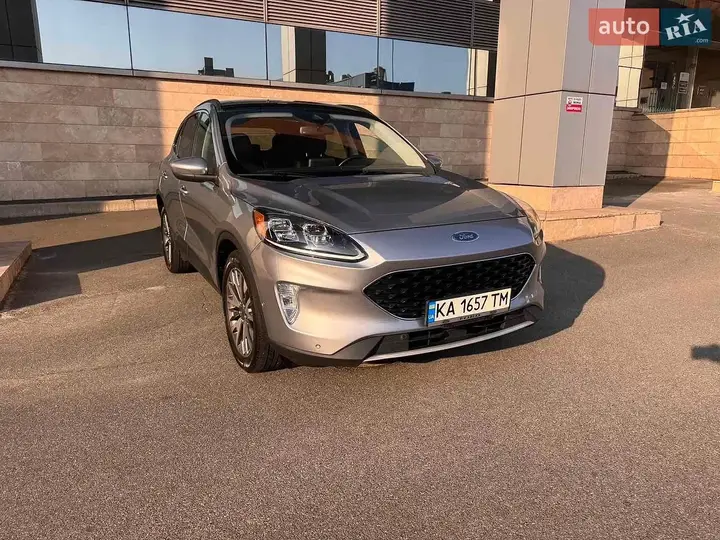 Ford Escape 2021 photo 2
