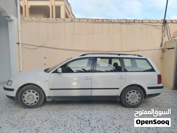 Volkswagen Passat 2002 photo 2