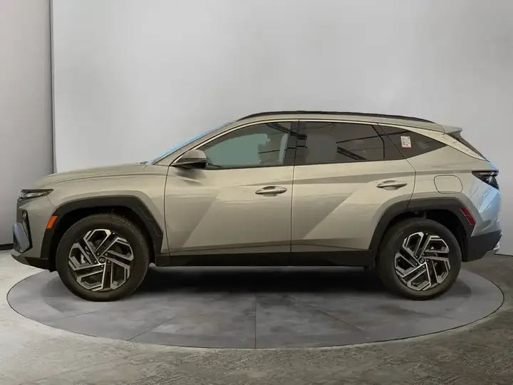 Hyundai Tucson 2026 photo 2