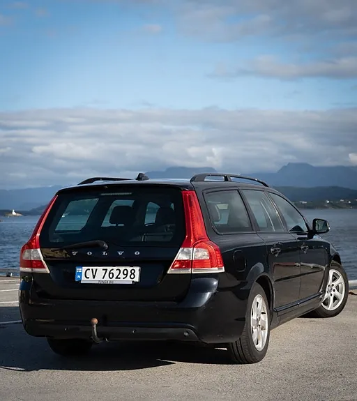 Volvo V70 2015 photo 2