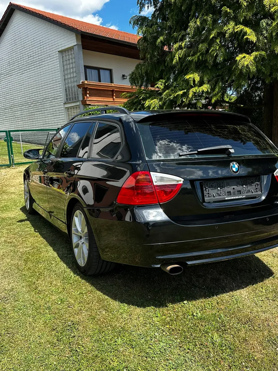 BMW 3 Series 2005 photo 3