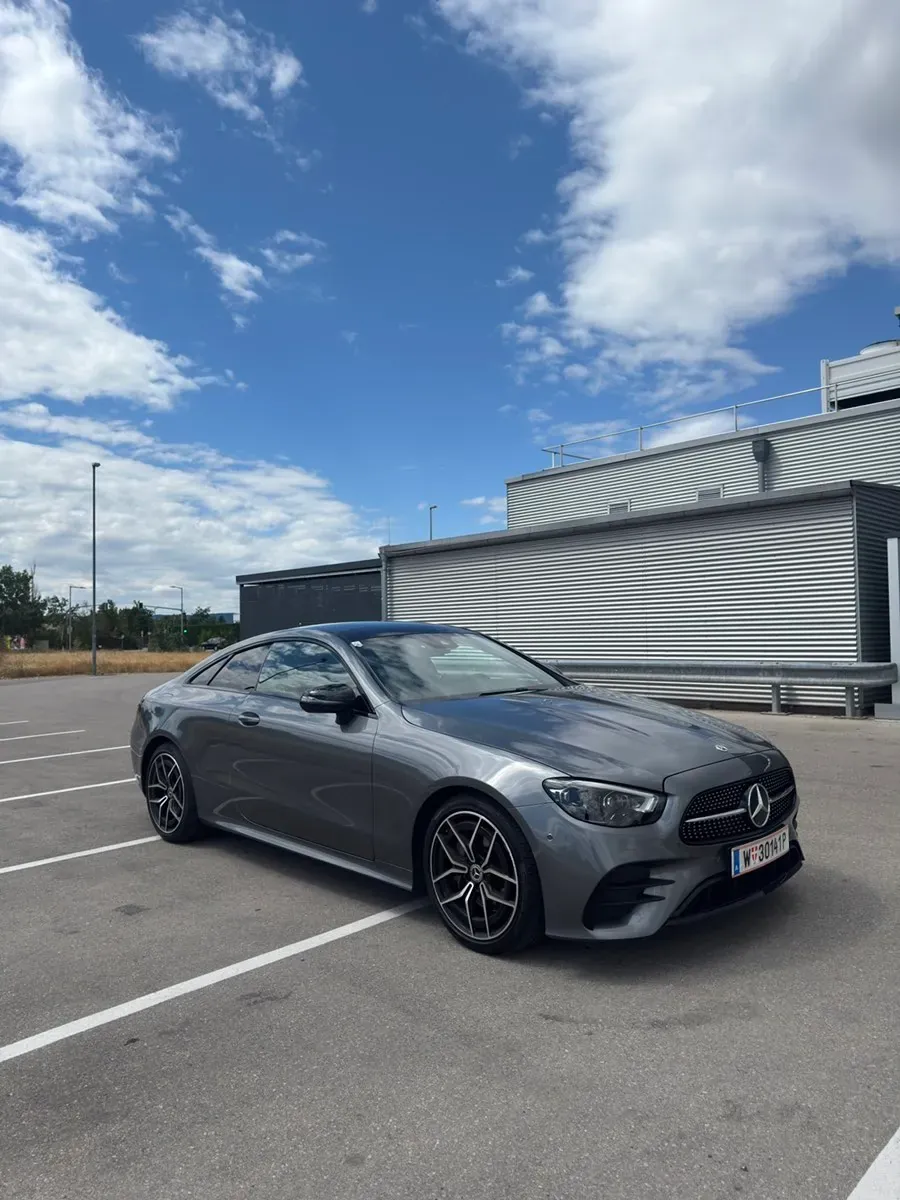 Mercedes-Benz E-Class 2021 photo 2