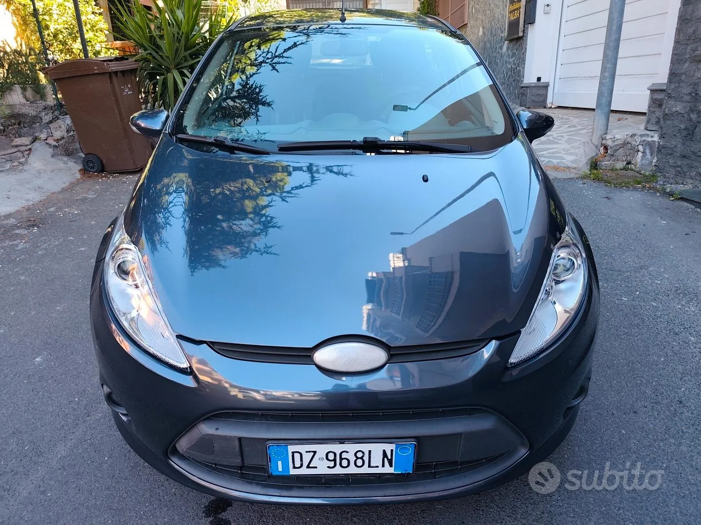 Ford Fiesta 2010 photo 4