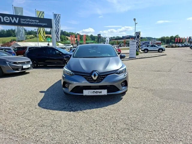Renault Clio 2023 photo 2