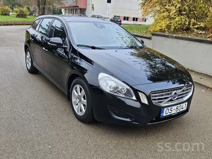 Volvo V60 2011 photo 4