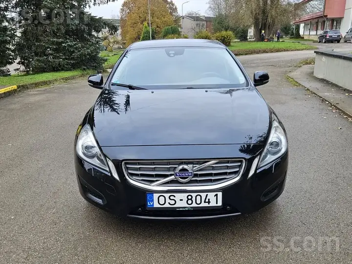 Volvo V60 2011 photo 3