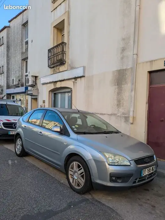 Ford Focus 2005 photo 2