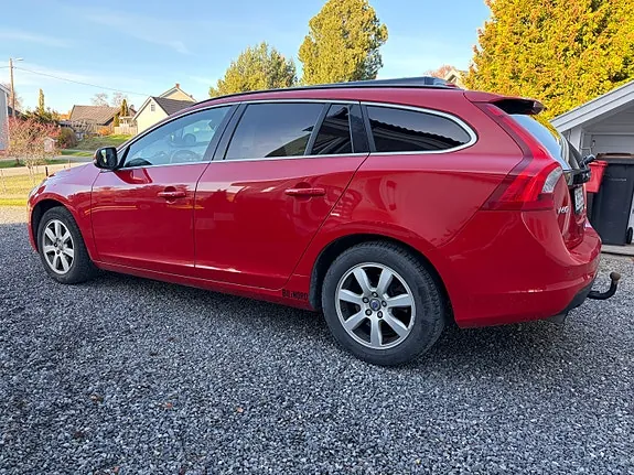Volvo V60 2013 photo 4