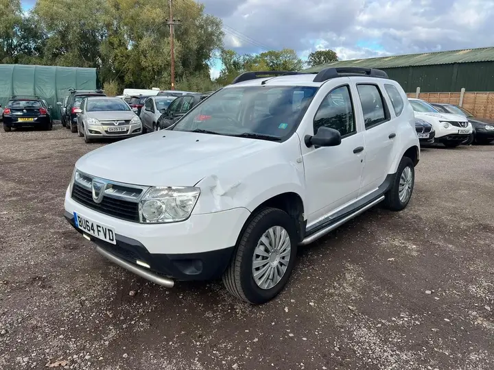 Dacia Duster 2014 photo 3