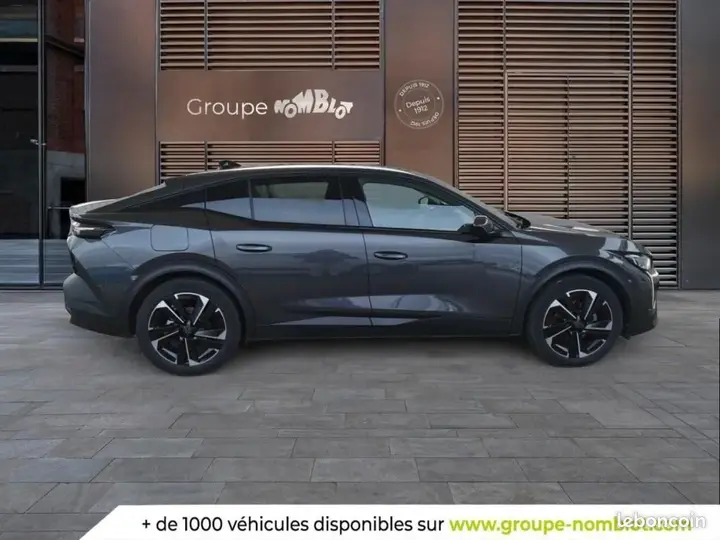 Peugeot 408 2022 photo 4