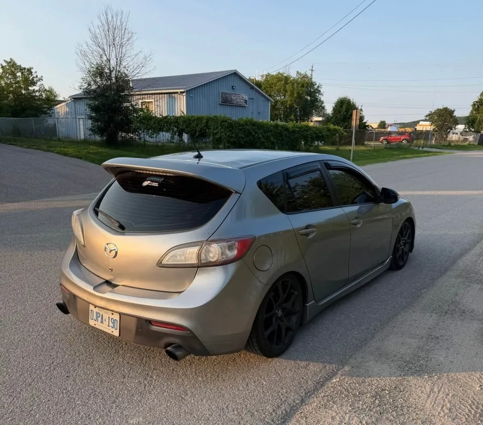 Mazda Mazdaspeed3 2010 photo 2