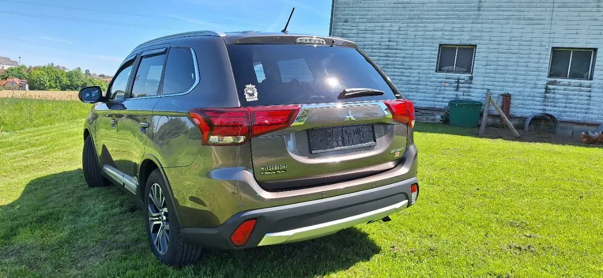 Mitsubishi Outlander 2016 photo 3