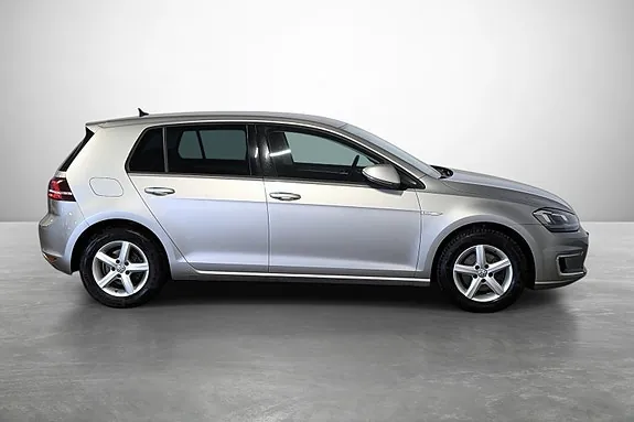 Volkswagen E-Golf 2015 photo 5