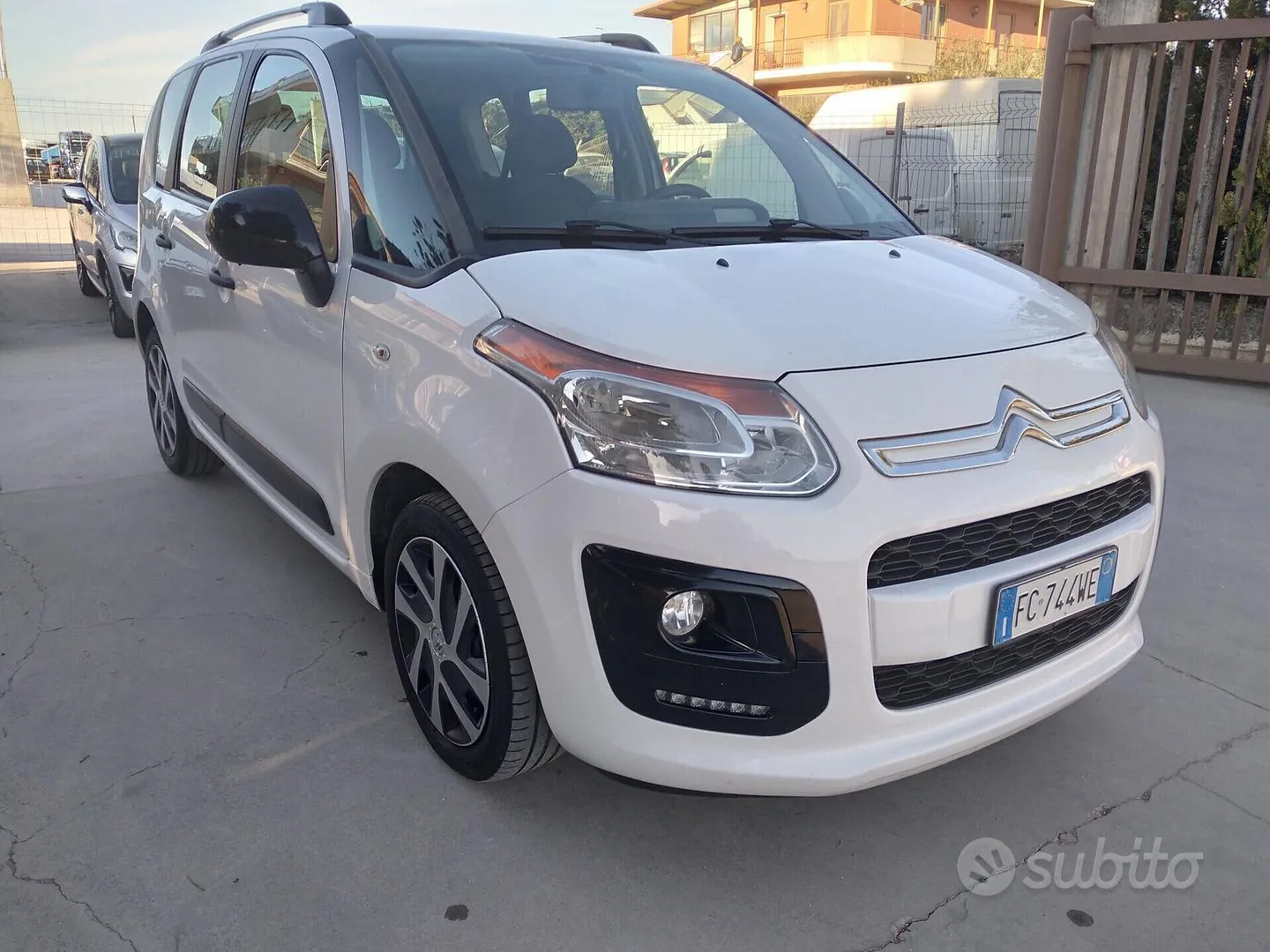 Citroen C3 Picasso 2016 photo 3